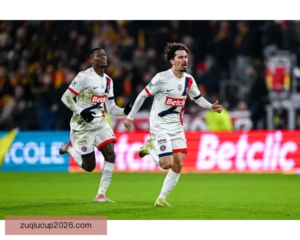 以萨福诺夫自述门将风格朗斯防守不给对手破门机会